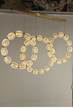Lüks Gold Kaplama 3'lü Halka Tasarım Modern Nevürlü Avize
