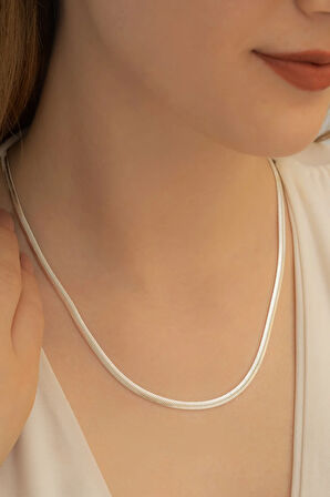 Kadın Gümüş Kolye - 925 Ayar Gümüş Bombeli Ezme Model Kadın Kolye