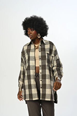 KADIN KARE DESENLİ ÇİFT CEPLİ OVERSİZE KESİM GÖMLEK