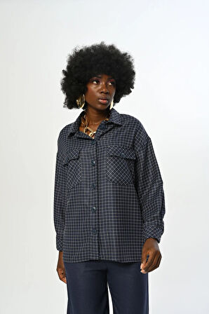 KADIN KARE DESENLİ SİMLİ ÇİFT CEPLİ GÖMLEK