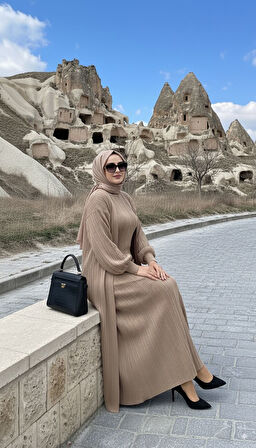 Kadın Balıkçı Yaka Hırkalı Triko Tessettür Elbise