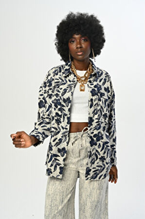 KADIN KARIŞIK ÇİÇEK DESENLİ LACİVERT GÖMLEK