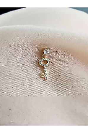 Kilit Anahtar Model Kıkırdak Piercing Tragus Helix Altın Gold Renk Küpe