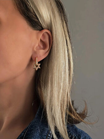 Yıldız Model Gold Renkli Çelik Küpe