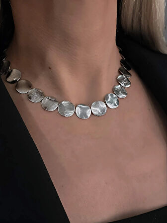 Pul Pullu Plaka Model Silver Renk Kolye