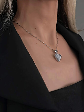 Bombeli Kalp Zirkon Taşlı Silver Renk Kolye