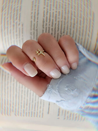 Yıldız Model Zirkon Taşlı Eklem Kıkırdak Kemik Ayarlanabilir Model Altın  Renkli Yüzük