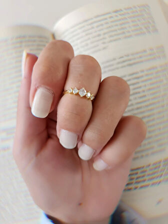 Beş Taş Model Eklem Kıkırdak Kemik Ayarlanabilir Model Altın Renkli Yüzük