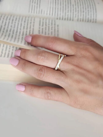 Çapraz X Model Zirkon Taşlı Ayarlanabilir Gold Altın Renkli Yüzük