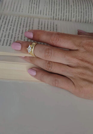 Baget Tektaş Model Eklem Kıkırdak Kemik Ayarlanabilir Altın Renkli Yüzük