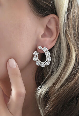 Çiçek Model Zirkon Taşlı Abiye Gümüş Renk Küpe