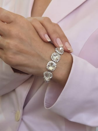 Riviere Kristal Taşlı Çiçek Model Şeffaf Renkli Bileklik