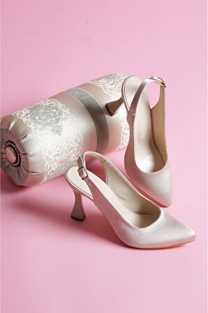 Rozalinda Bej Saten Önü Sivri Günlük Kullanım Topuklu Ayakkabı