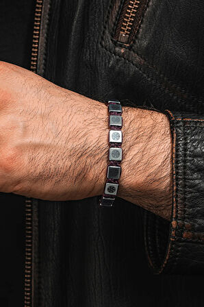 Siyah Hematit Taşlı Ayarlanabilir İpli 925 Ayar Gümüş Detaylı Erkek Bileklik