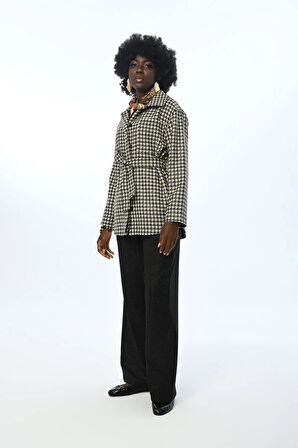 KADIN SİMLİ KÜÇÜK KAZAYAĞI DESENLİ CEPLİ CEKET