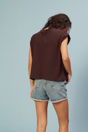CUTWORK NAKIŞ DETAYLI T-SHIRT