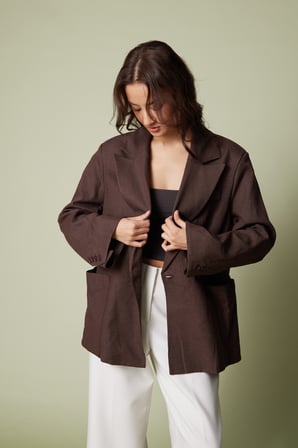 KETEN KARIŞIMLI KUŞAKLI BLAZER CEKET