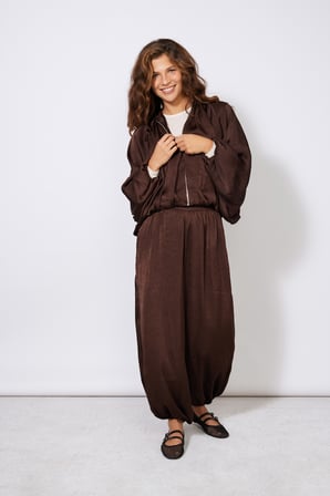 BELİ LASTİKLİ DOKULU SATEN BALON PANTOLON