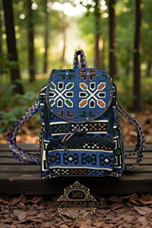 Kilim Desenli El Yapımı Sırt Çantası – Etnik Tasarım, Dayanıklı ve Katlanabilir