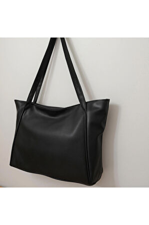 Geniş Şık Kadın Deri Omuz Çantası