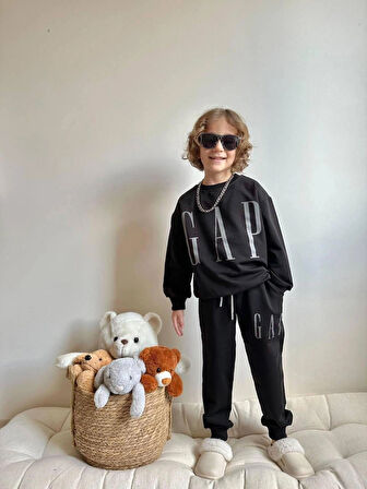 ERKEK ÇOCUK GAP MODEL PAMUKLU 2Lİ EŞOFMAN TAKIMI 