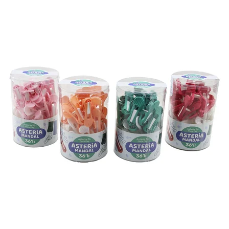 36PCS YAYSIZ PLASTİK RENKLİ MANDAL KUTULU (5477)