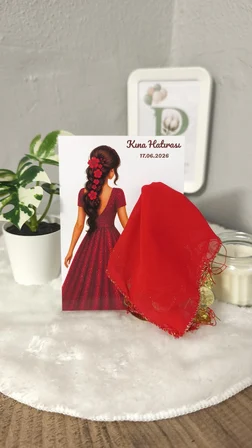 Pamuğum Atelier Kız Figürlü Kına Mendilli Hediyelik Kırmızı Altın Detaylı (15 Adet)