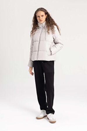 DeFacto Su Geçirmez Regular Fit Kapüşonlu Şişme Mont C0488AX24SPGR457