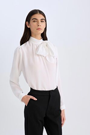 DeFacto Regular Fit Fiyonk Yaka Basic Düz Saten Uzun Kollu Bluz D3133AX24AUWT34