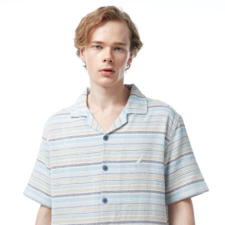 Nautica Erkek Mavi Classic Fit Kısa Kollu Çizgili Gömlek