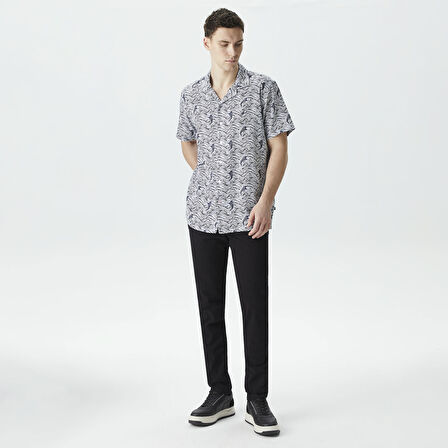 Nautica Erkek Beyaz Classic Fit Kısa Kollu Desenli Keten Gömlek