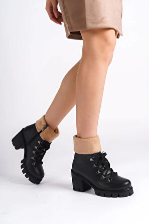 EMMA Bağcıklı Fermuarlı Ortopedik Taban Topuklu Kürk DetaylıKadın Bot  ST - Siyah