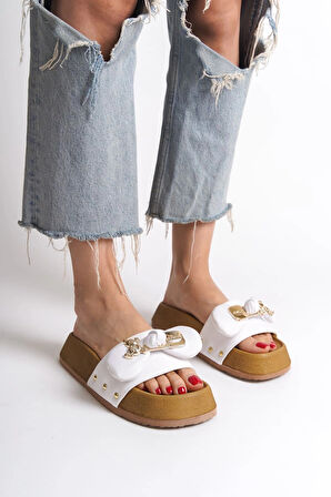 DILA Kalın ve Ortopedik Taban Ayıcıklı Saten Kadın Terlik  KT - Beyaz