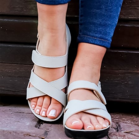 CEYO Kadın  Sade Ve Şık Bantlı Anatomik Taban Sandalet Venedik 8