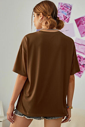 Unisex FAZLA TEPKİ VERDİĞİNİZİ DÜŞÜNÜYORUM Baskılı Tasarım Tshirt