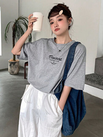 Unisex Thousand Baskılı Tasarım Tshirt