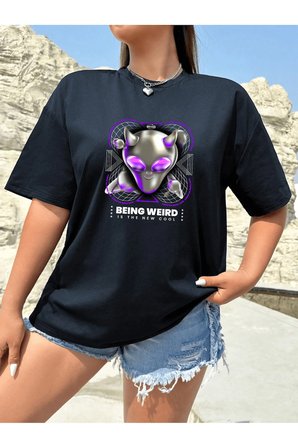 Unisex Being Weird Tasarım Basklı Tshirt