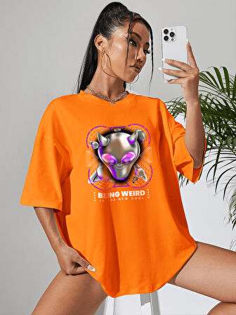 Unisex Being Weird Tasarım Basklı Tshirt