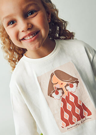 Mayoral Kız Çocuk 2’li Set (4-10 Yaş) – Krem Renk Baskılı Pamuk Bluz ve Çiçek Desenli Tokalı Set