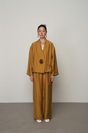 Kadın Gül Detaylı Yandan Bağlamalı Düz Renk Kimono-Ceket
