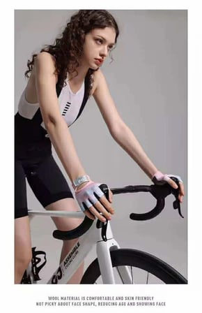 Premium Seri Terletmeyen Yarım Parmak Fitness Yoga Pilates Avuç İçi Kaymaz Silikon Spor Eldiven
