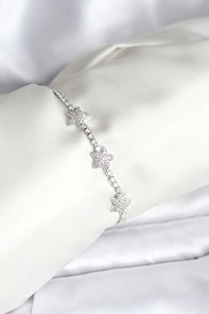 Yıldız Model Zirkon Taşlı Gümüş Renk Pirinç Su Yolu Kadın Bileklik