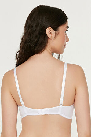Kadın Beyaz Desteksiz B Cup Sütyen 

