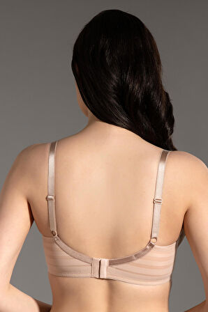 Kadın Pudra Dolgusuz D Cup Sütyen
