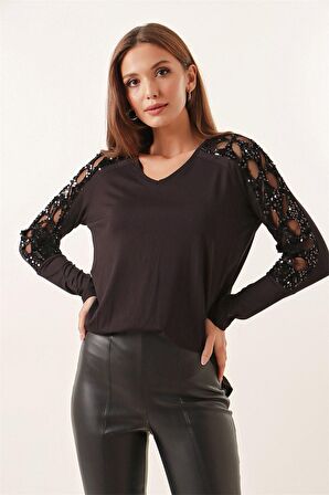 V Yaka Kolları Lazerli Pullu Rahat Kesim Likralı Bluz Siyah