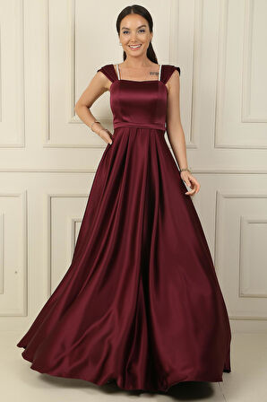 Askılı Taş Detaylı Kare Yaka Astarlı Uzun Saten Elbise