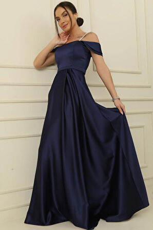 Askılı Taş Detaylı Kare Yaka Astarlı Uzun Saten Elbise