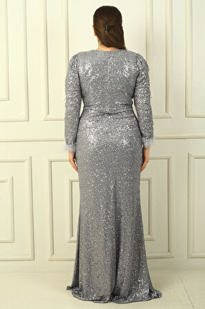 Önü Büzgülü V Yaka Kol Uçları Tüylü B.Beden Elbise