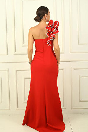 Tek Marul Omuzlu Astarlı Parlak Taş Detaylı Krep Balık Abiye Elbise