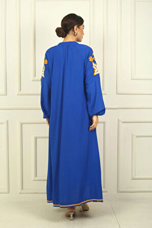 Kadın Yaka Bağcıklı Kelebek Nakışlı Kol Uçları Lastikli Rahat Kalıp Uzun Viskon Elbise